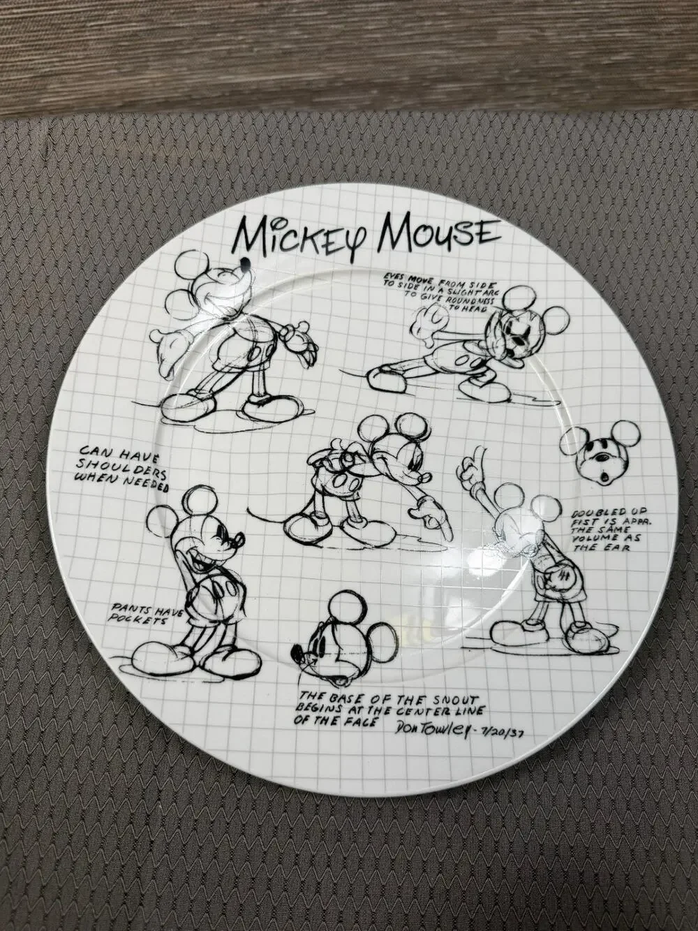 Mickey Mouse Sketchbook Dinner Plate 10.5” NEW